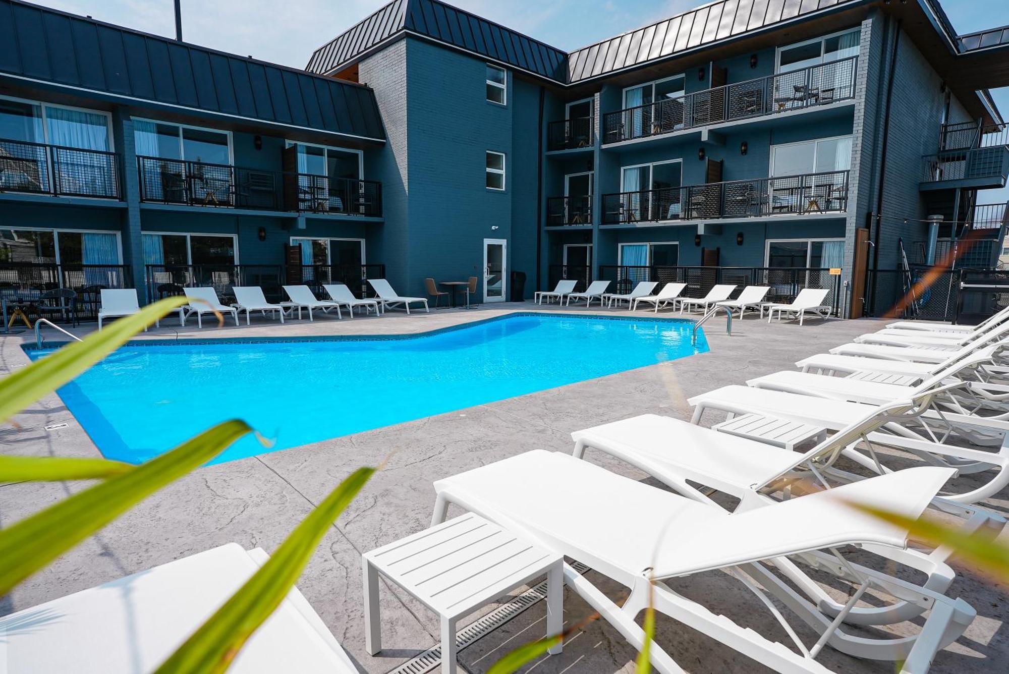 The Boulevard Hotel Бийч Хейвън Екстериор снимка